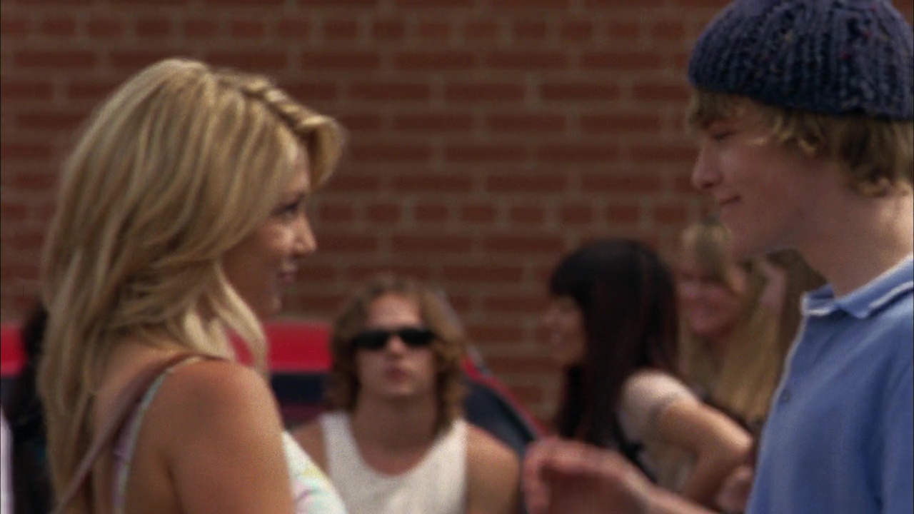 Degrassi6x0100845.jpg