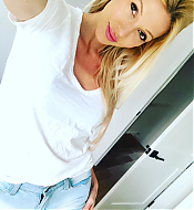 Filename=miriamkatherine26_20200505_2.png
Filesize=1106KiB
Dimensions=1080x1350
Date added=Jan 06, 2022 miriamkatherine26_20200505_2.png